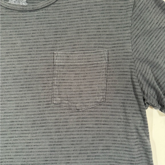 Striped Men’s Tee - Picture 5 of 5